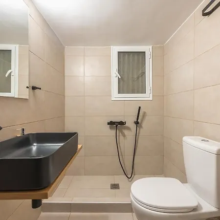 Apartment Athenian Near Acropolis